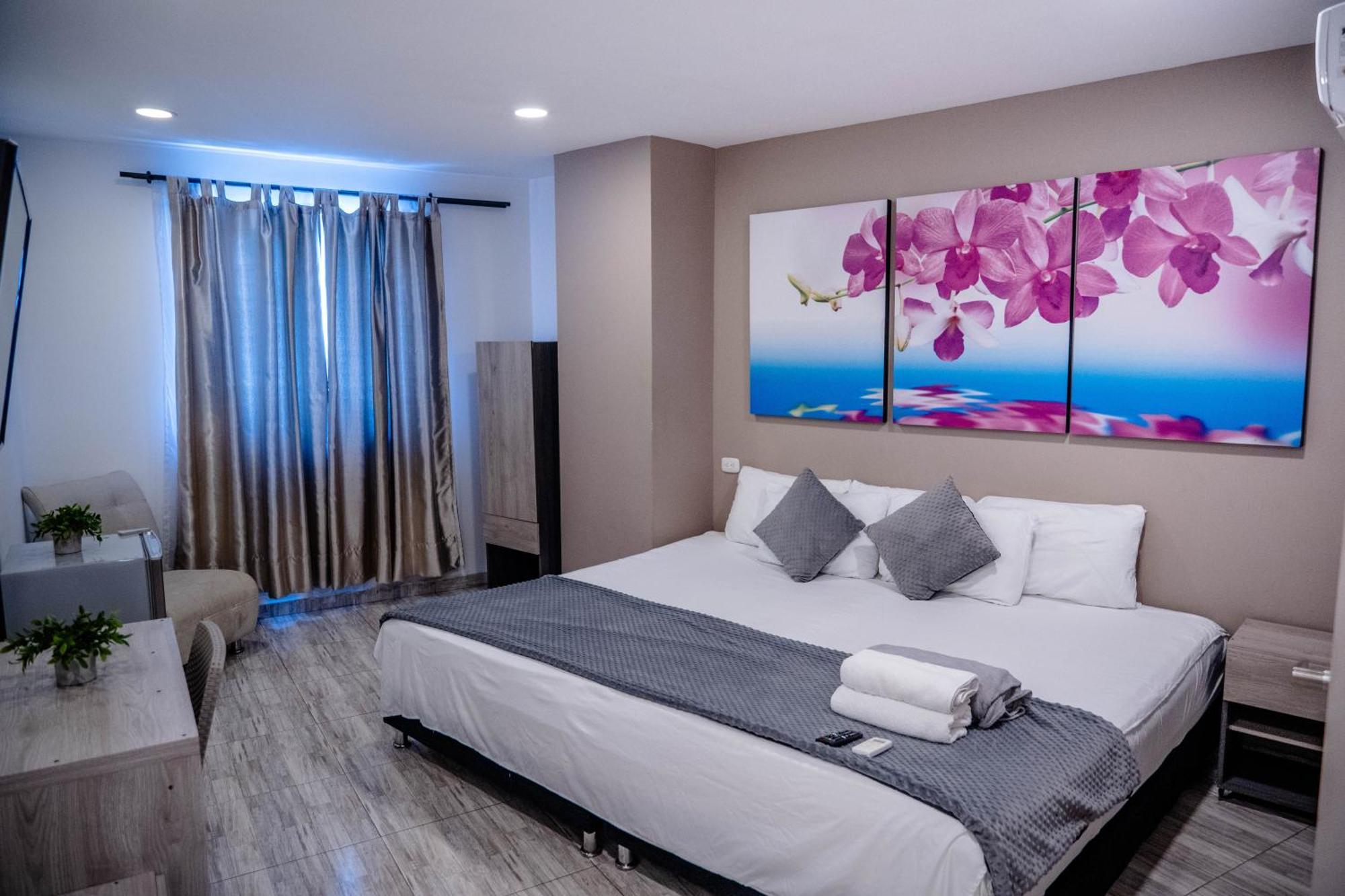Bahia 79 Apartasuites Cerca Al Centro Cartagena 외부 사진