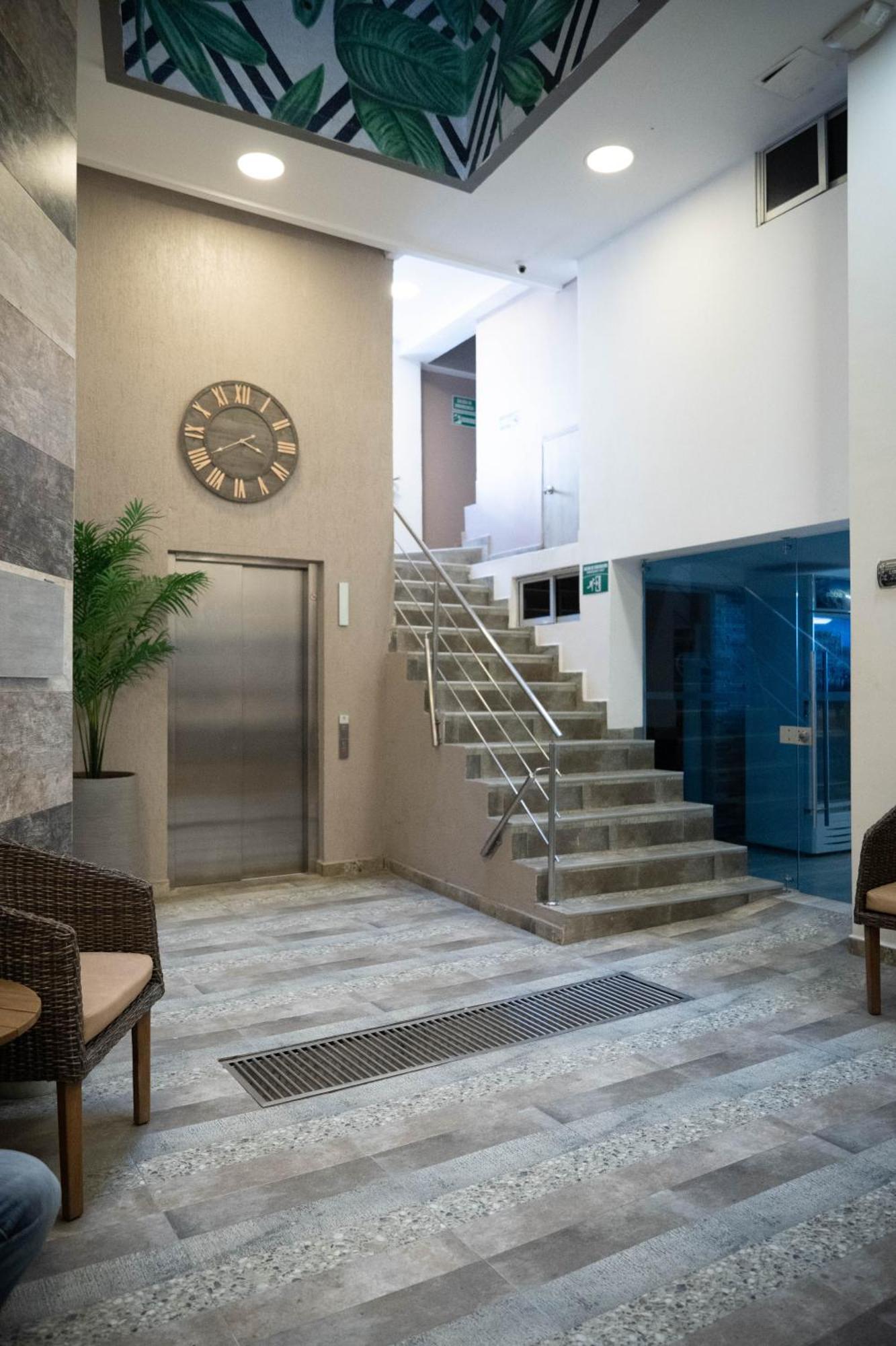 Bahia 79 Apartasuites Cerca Al Centro Cartagena 외부 사진
